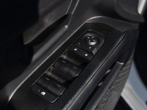 Used 2025 Toyota 4Runner SR5 image 9