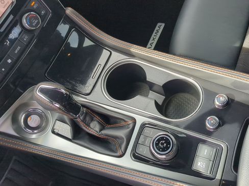 Used 2022 Nissan Maxima SR w/ Sport Mat Group image 18