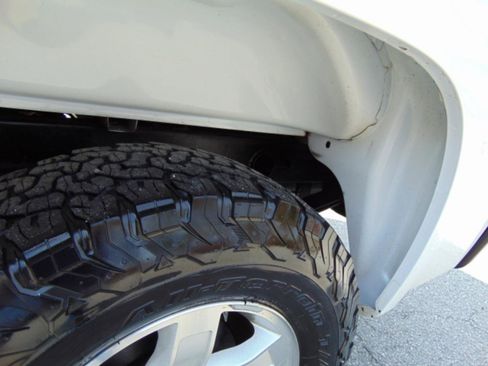 Used 2011 GMC Sierra 1500 SLE w/ Power Tech Package image 11