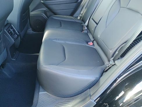 Certified 2025 Subaru Forester Limited image 16