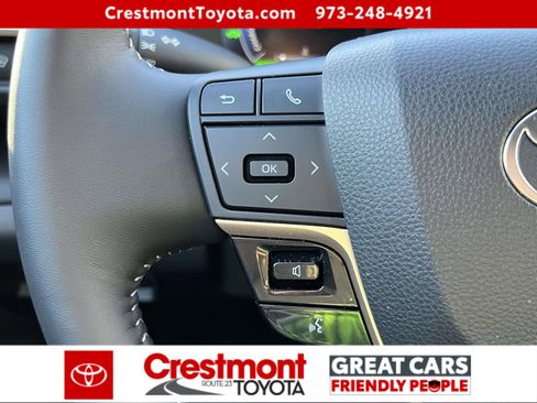 Certified 2026 Toyota Crown XLE image 20