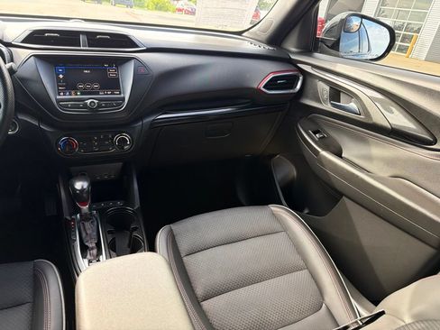 Used 2022 Chevrolet TrailBlazer RS FWD image 20