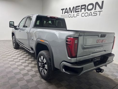 New 2026 GMC Sierra 2500 Denali w/ Denali Reserve Package image 3