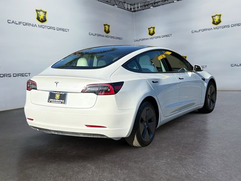 Used 2023 Tesla Model 3 Standard Range image 5