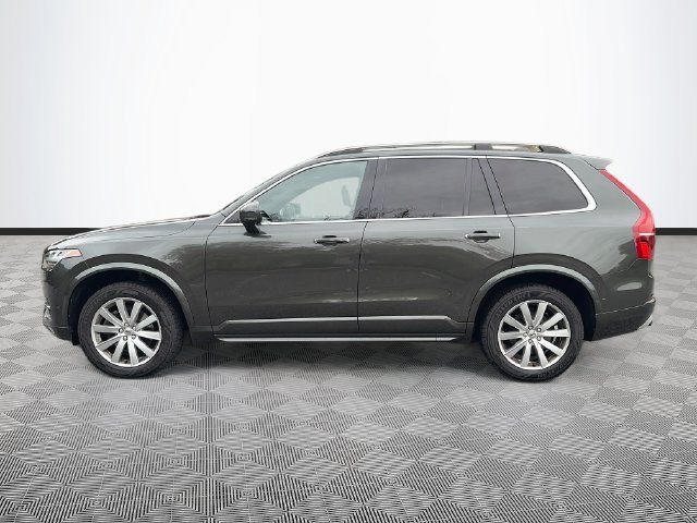 Used 2018 Volvo XC90 T5 Momentum w/ Convenience Package AWD/4WD image 4