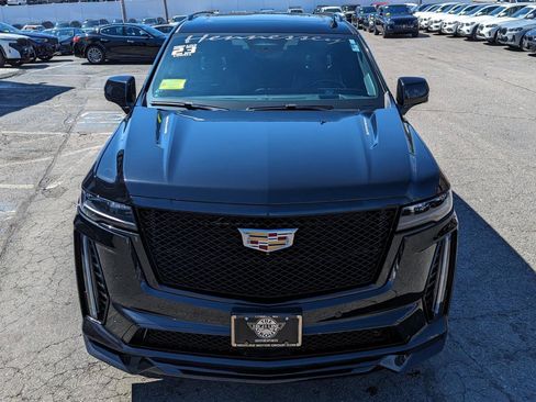 Used 2023 Cadillac Escalade V image 3
