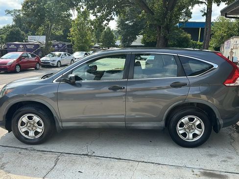 Used 2013 Honda CR-V LX image 2