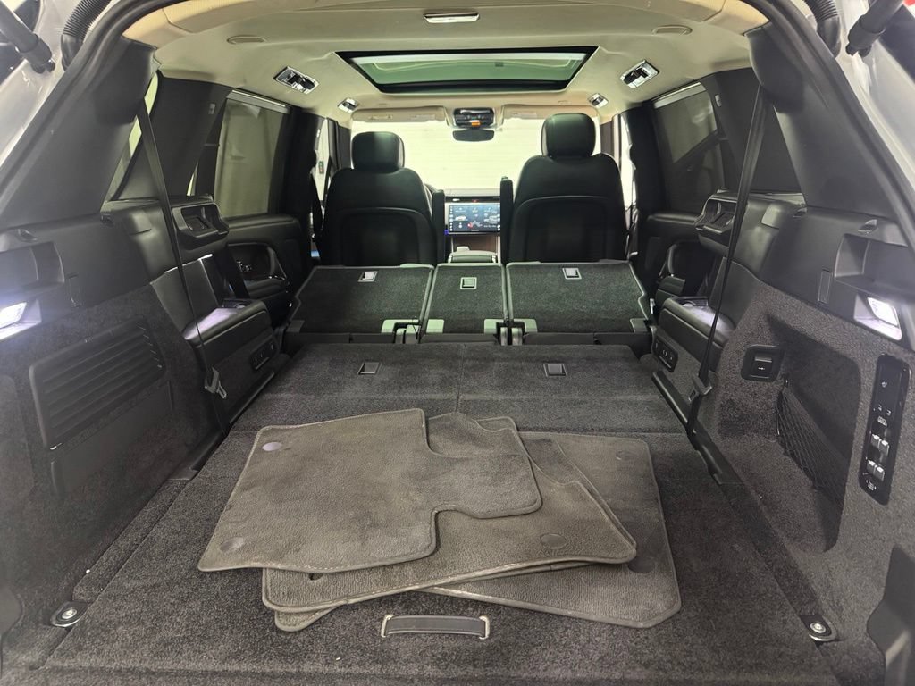 Used 2024 Land Rover Range Rover Long Wheelbase SE AWD/4WD image 31