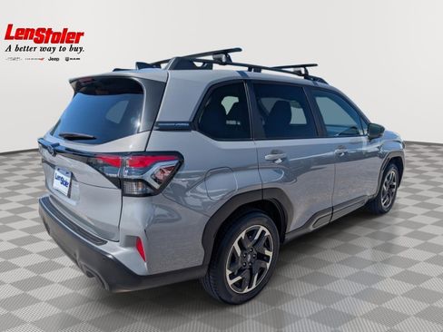 Used 2025 Subaru Forester Limited w/ Popular Package #2 AWD/4WD image 5