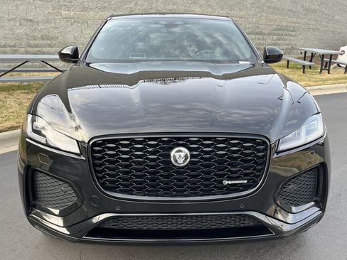 Used 2024 Jaguar F-PACE R-Dynamic S image 10