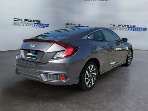 Used 2019 Honda Civic LX image 5