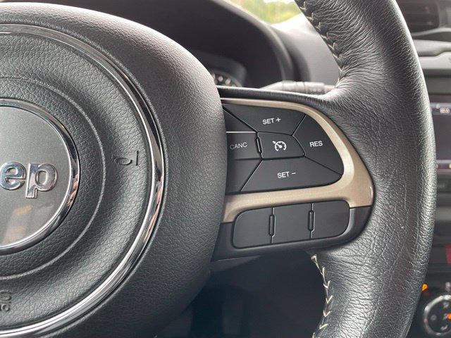 Used 2016 Jeep Renegade Limited AWD/4WD image 16