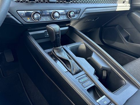 Certified 2025 Honda Accord SE image 25