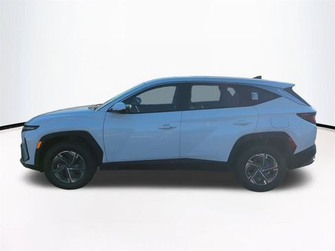 New 2026 Hyundai Tucson Blue SE w/ Tow & Go Package image 8