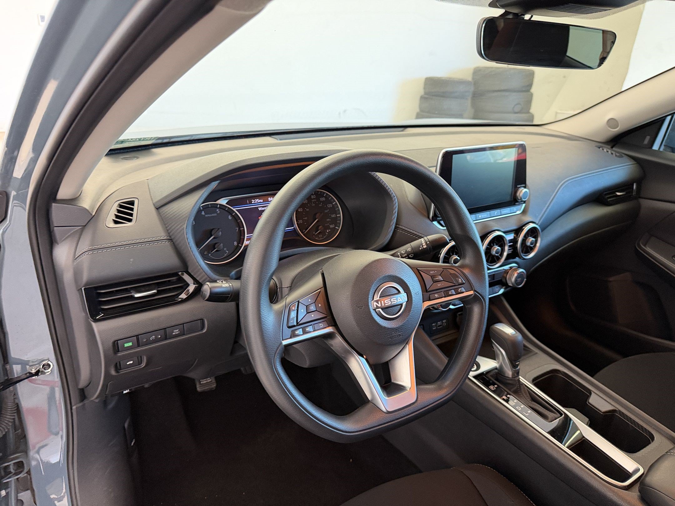 Used 2024 Nissan Sentra SV w/ Trunk Package FWD image 4
