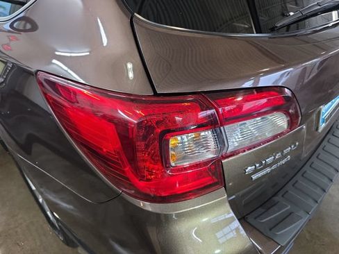 Used 2019 Subaru Outback 2.5i Premium AWD/4WD image 34