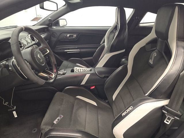 Used 2022 Ford Mustang Shelby GT500 RWD image 5