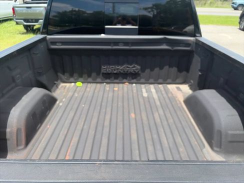 Used 2023 Chevrolet Silverado 1500 High Country w/ High Country Premium Package AWD/4WD image 8