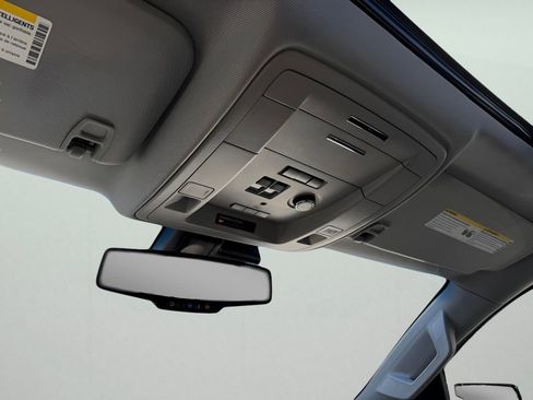 Used 2019 Chevrolet Tahoe Premier image 24