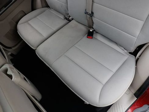 Used 2012 Ford Escape XLT FWD image 13