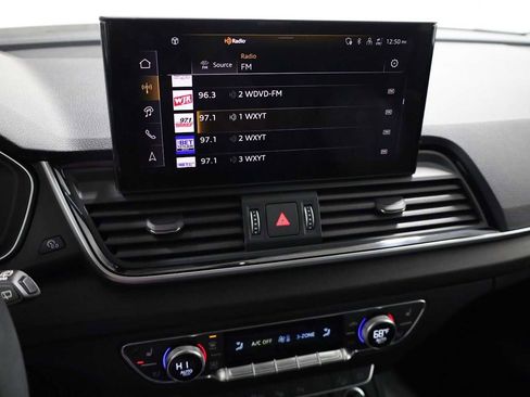 Used 2024 Audi Q5 2.0T Prestige image 30