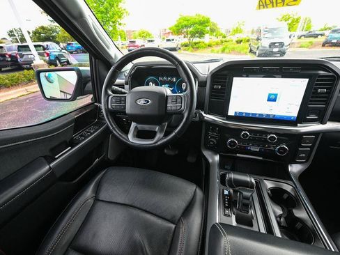 Certified 2022 Ford F150 Lariat w/ Equipment Group 502A High AWD/4WD image 32
