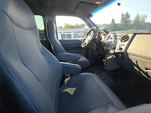 Used 2019 Ford F650 2WD Crew Cab Super Duty image 7