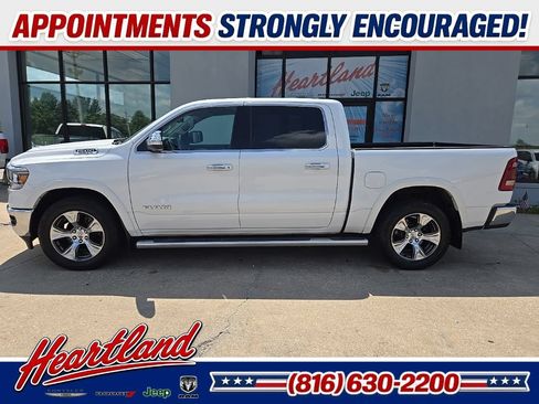 Used 2019 RAM 1500 Laramie AWD/4WD image 6