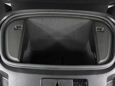 Certified 2025 Porsche Taycan Turbo image 26