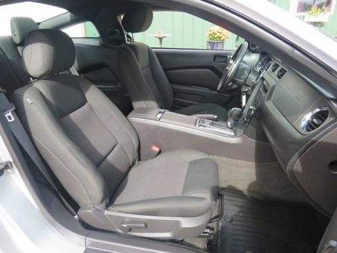 Used 2014 Ford Mustang Coupe image 17