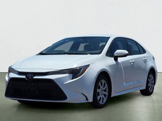 Used 2024 Toyota Corolla LE FWD video 2