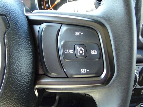 Certified 2023 Jeep Gladiator Sport image 21