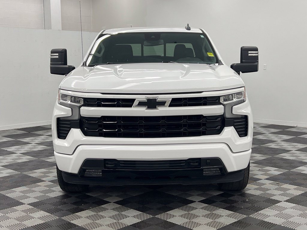 Used 2024 Chevrolet Silverado 1500 RST w/ Convenience Package II AWD/4WD image 2