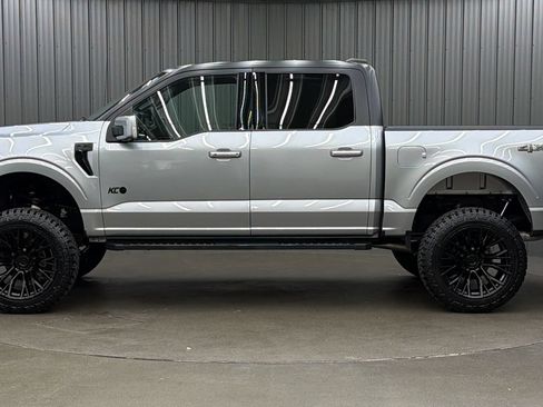 Used 2025 Ford F150 Lariat AWD/4WD image 2