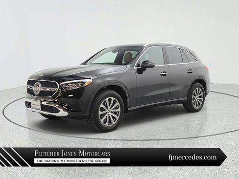 Certified 2026 Mercedes-Benz GLC 300 image 1