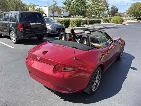Used 2016 MAZDA MX-5 Miata Grand Touring RWD image 13