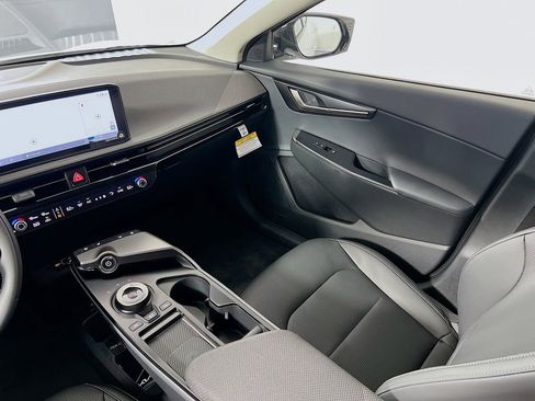 New 2026 Kia EV6 Wind RWD image 24