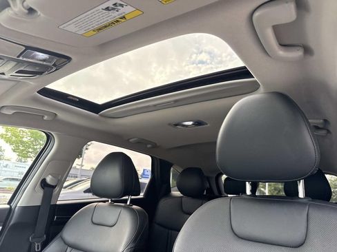 Used 2023 Hyundai Tucson SEL w/ Convenience Package AWD/4WD image 17