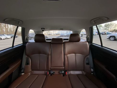 Used 2014 Subaru Outback 3.6R Limited image 31