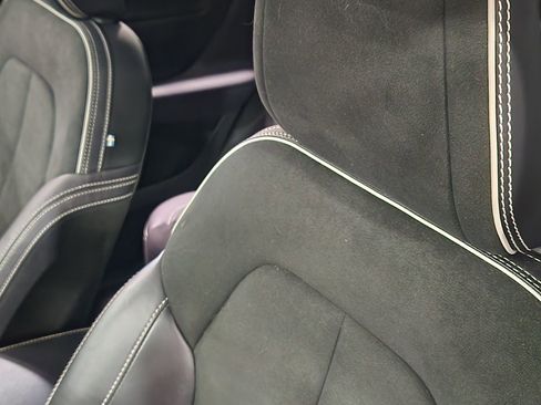 Used 2021 Volvo XC40 T4 R-Design w/ Advanced Package image 33