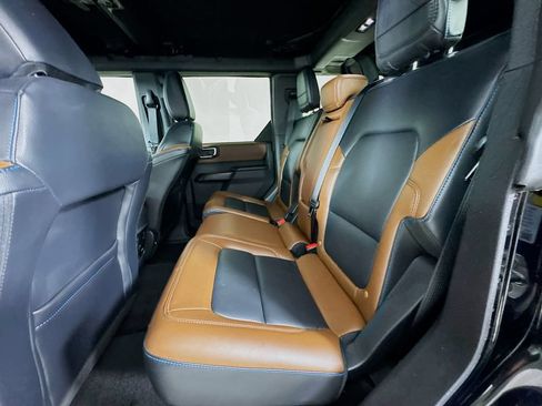 Used 2024 Ford Bronco Outer Banks AWD/4WD image 30