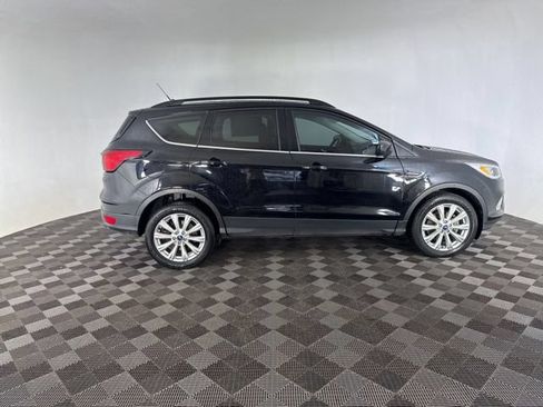 Used 2019 Ford Escape SEL AWD/4WD image 4
