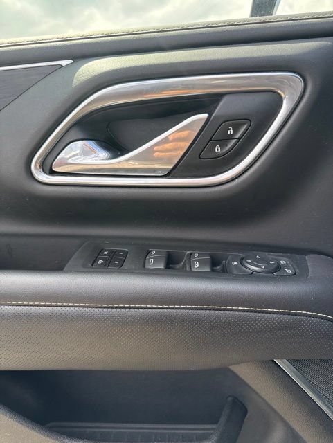 Used 2021 GMC Yukon SLT AWD/4WD image 17