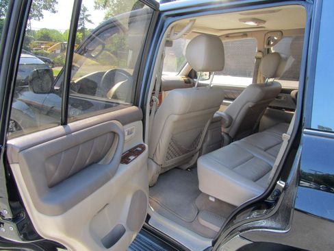 Used 1999 Toyota Land Cruiser AWD/4WD image 19