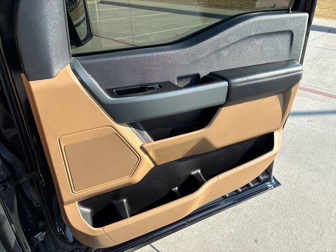 Used 2022 Ford F150 XLT image 53