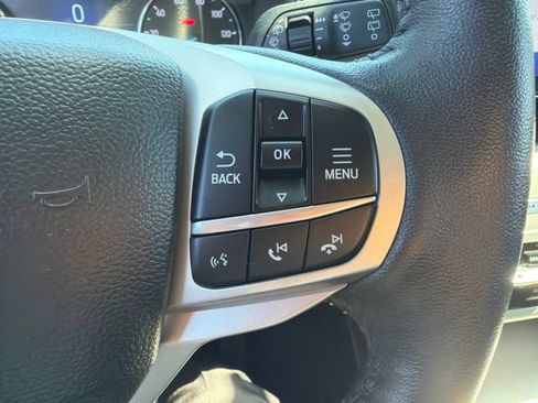 Used 2023 Ford Explorer XLT w/ Equipment Group 202A RWD image 14