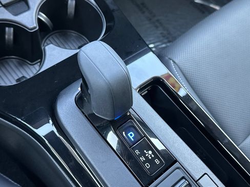 Certified 2023 Toyota Prius XLE FWD image 21