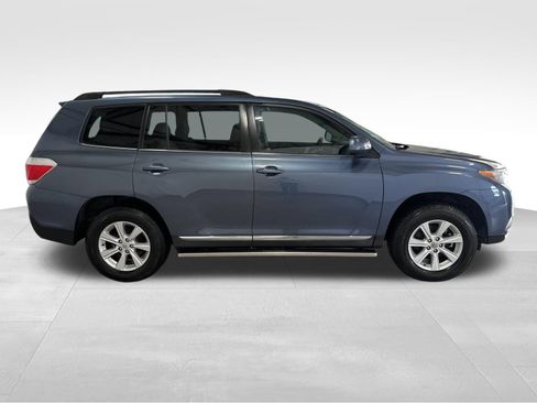 Used 2013 Toyota Highlander SE image 4