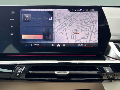 Used 2025 BMW X1 xDrive28i w/ Convenience Package image 16