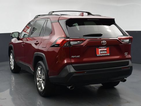 Used 2021 Toyota RAV4 XLE Premium AWD/4WD image 3